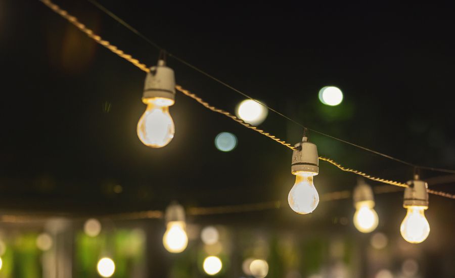 how to hang outdoor lights without nails